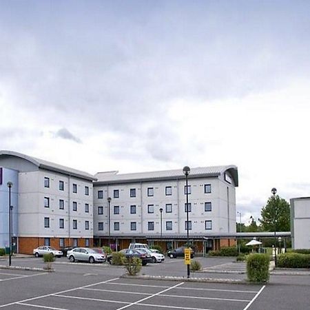 Premier Inn London เอนฟิลด์ ภายนอก รูปภาพ