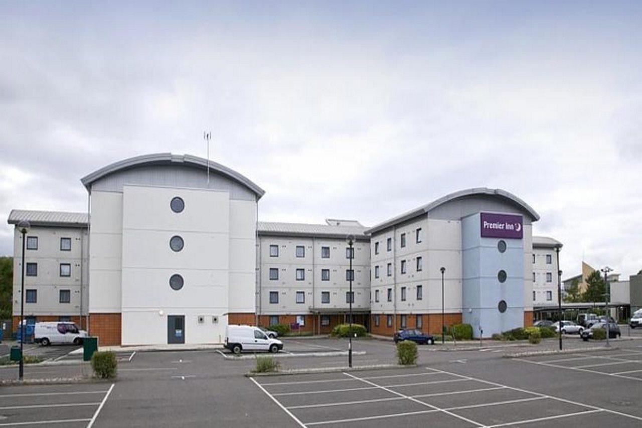 Premier Inn London เอนฟิลด์ ภายนอก รูปภาพ