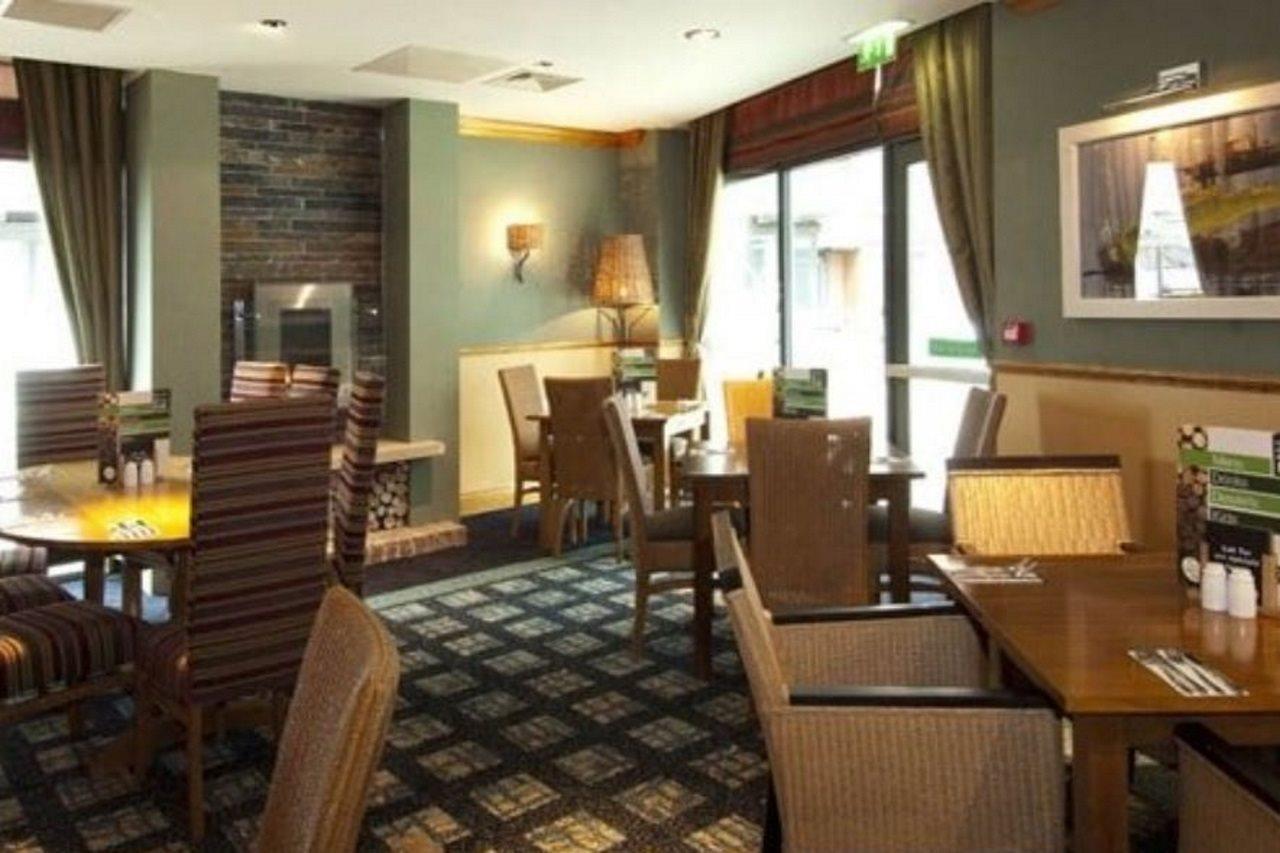 Premier Inn London เอนฟิลด์ ภายนอก รูปภาพ